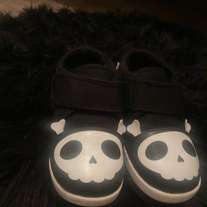 Boy shoes